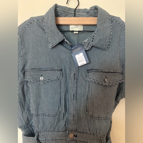 Universal Thread Blue Stripe jumpsuits and Rompers. - Picture 5 of 8